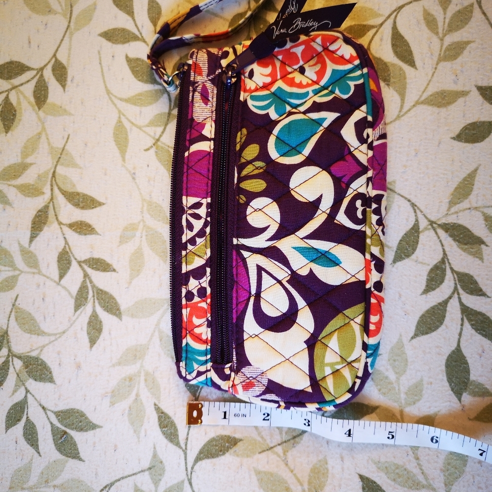 Verabradley wristlet
